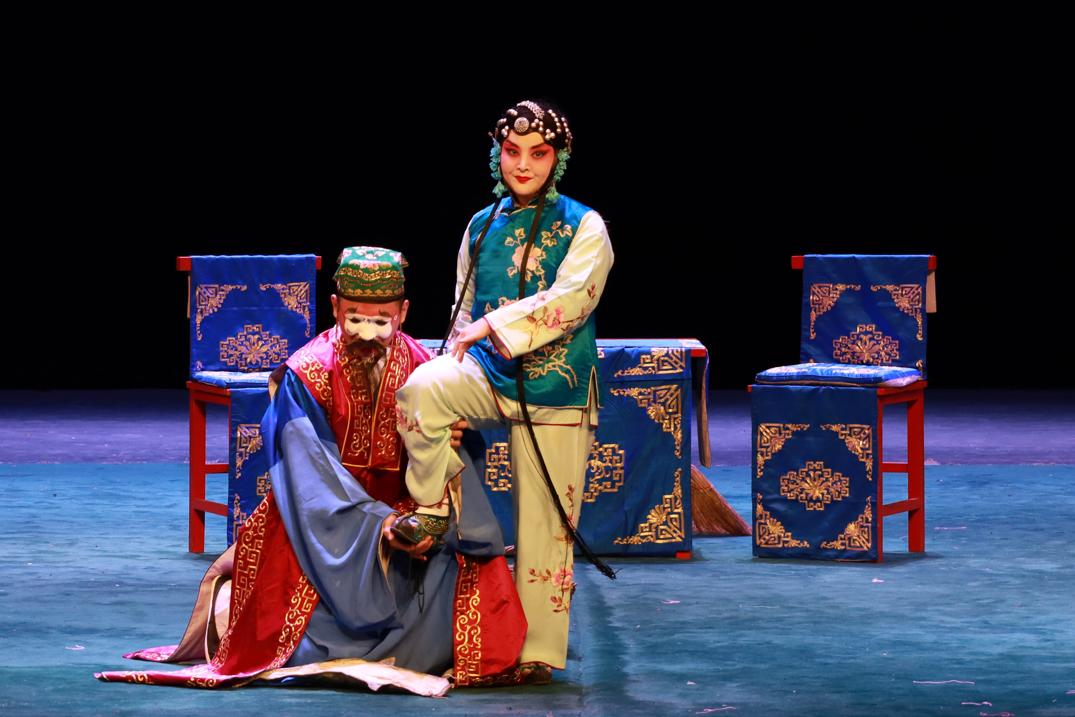 吕剧《墙头记》